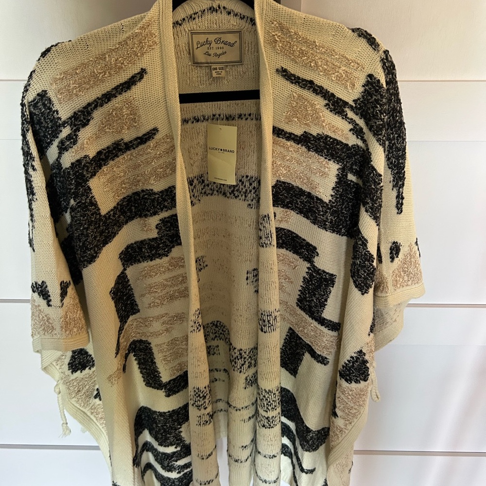 Lucky brand Lady Olena Black and Cream Knit Cardigan shawl  nwt sweater